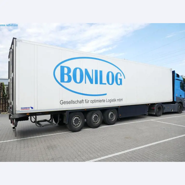 Veículos e BGA de uma empresa de transportes e logística-3