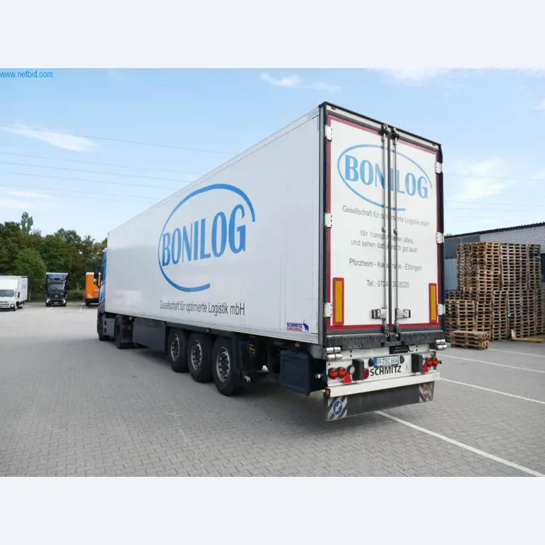 Veículos e BGA de uma empresa de transportes e logística-5