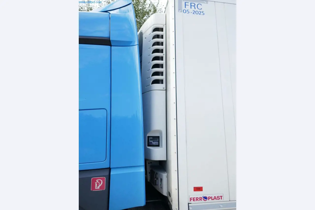 Veículos e BGA de uma empresa de transportes e logística-9