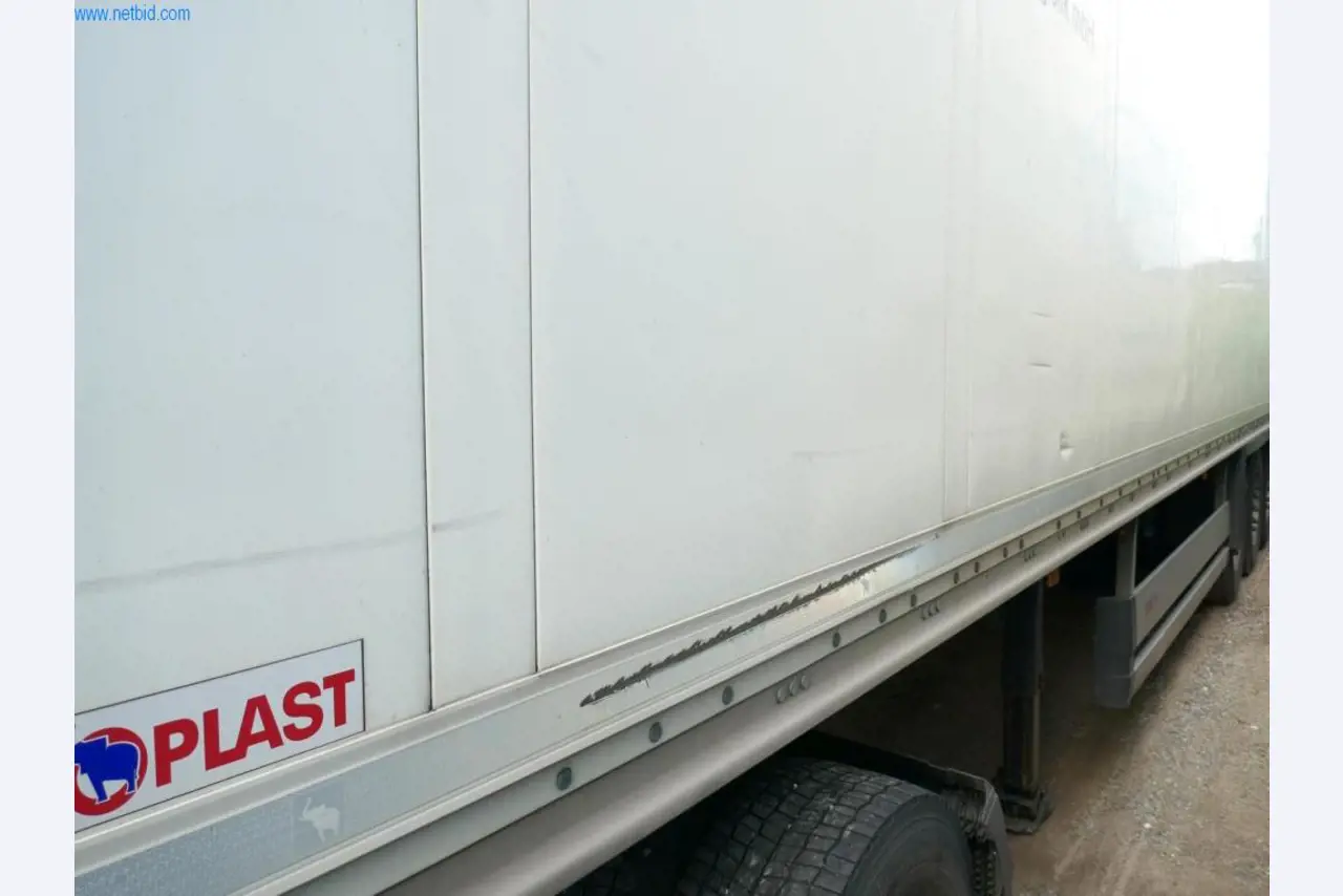 Veículos e BGA de uma empresa de transportes e logística-9