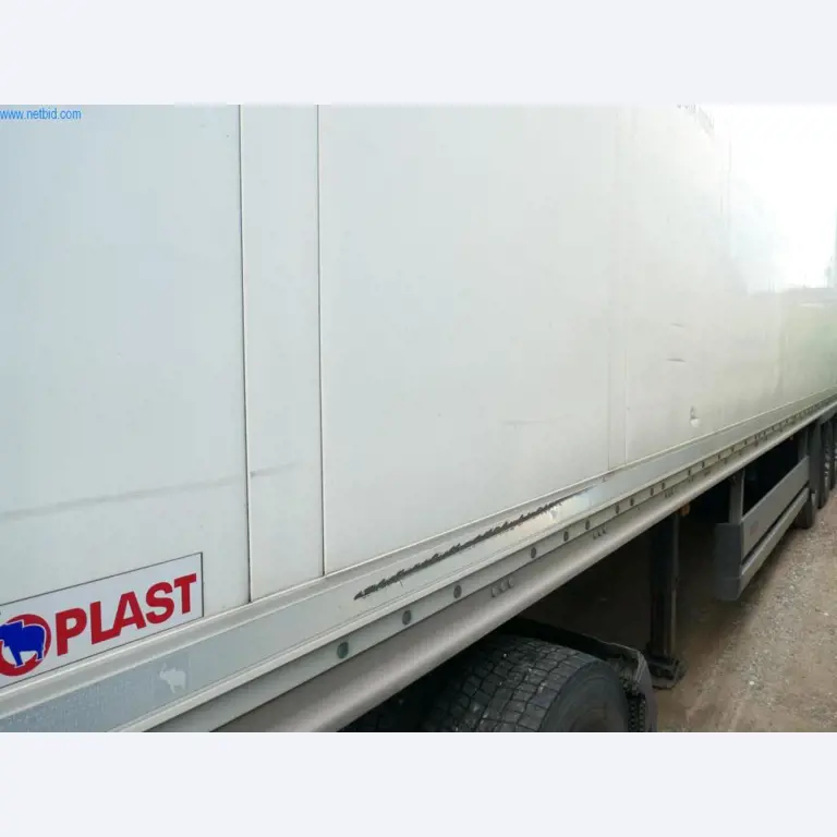 Veículos e BGA de uma empresa de transportes e logística-9