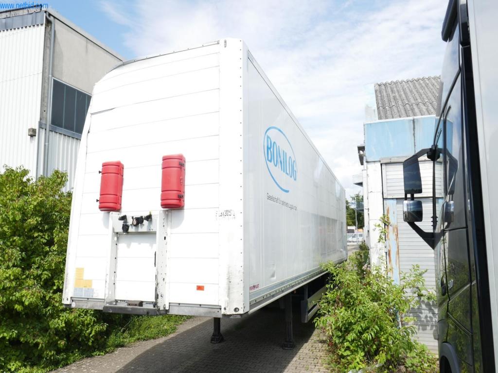 Veículos e BGA de uma empresa de transportes e logística-1