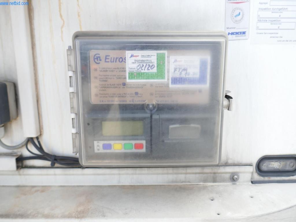 Vehículos y BGA de una empresa de transporte y logística-12