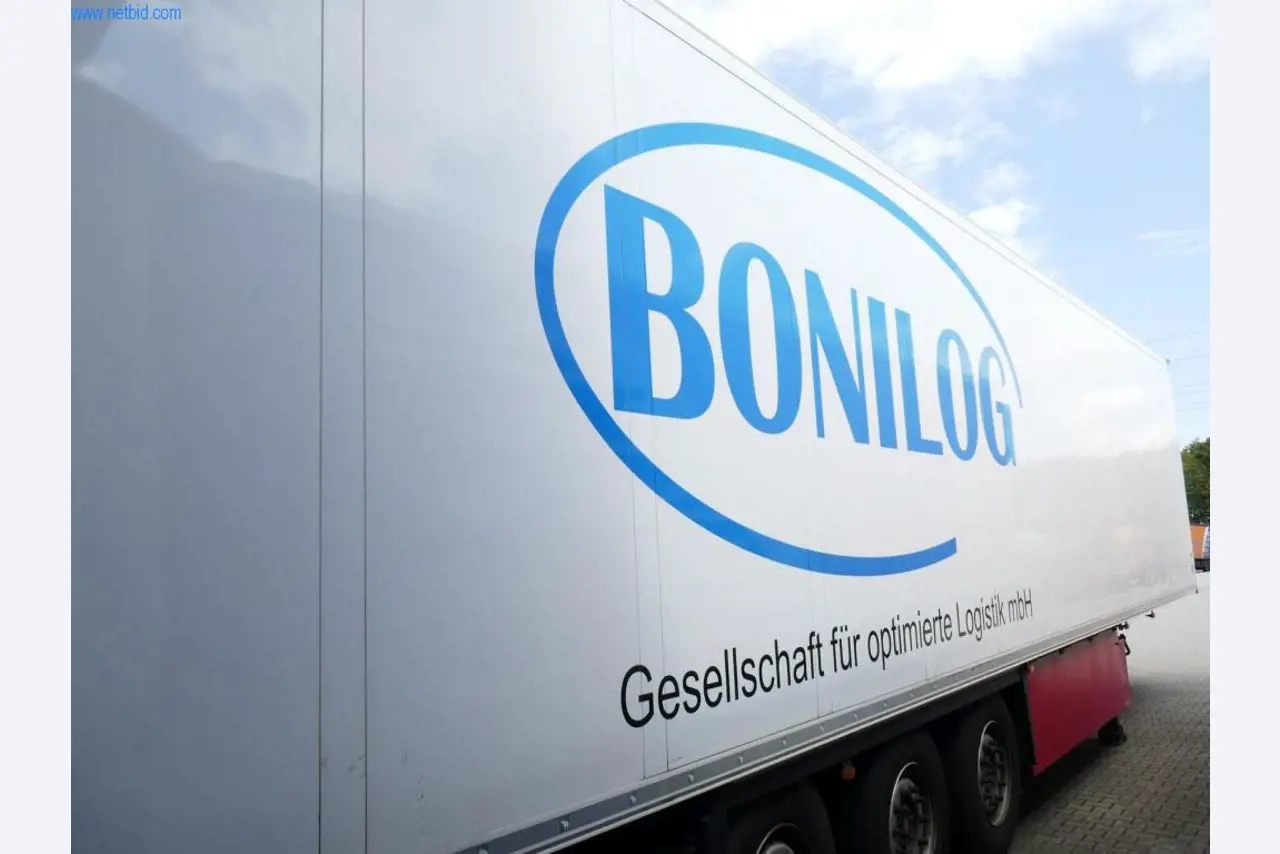 Veículos e BGA de uma empresa de transportes e logística-1