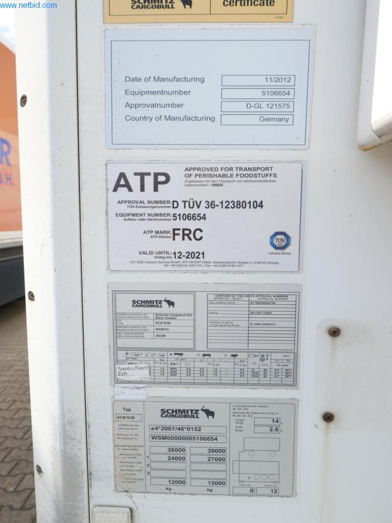 Vehículos y BGA de una empresa de transporte y logística-9