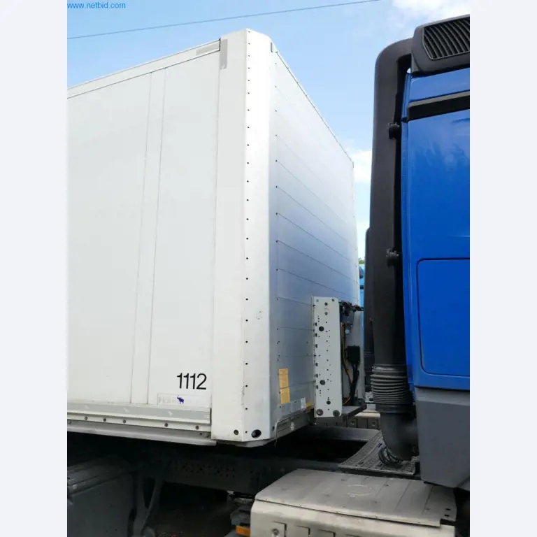 Veículos e BGA de uma empresa de transportes e logística-7