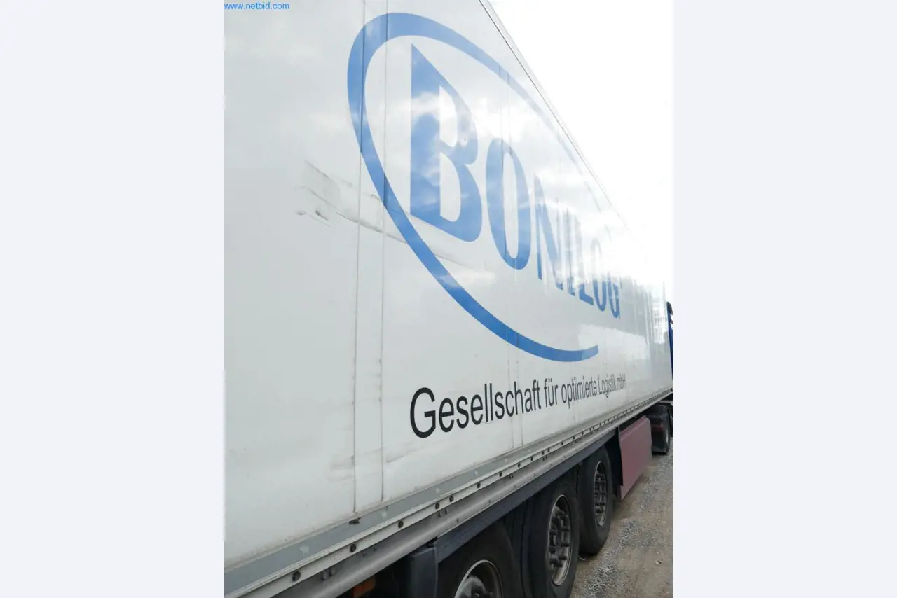 Veículos e BGA de uma empresa de transportes e logística-8