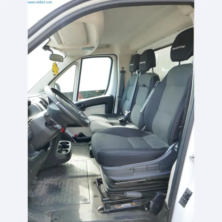 Voertuigen en BGA van een transport- en logistiekbedrijf-16