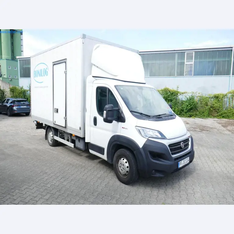 Voertuigen en BGA van een transport- en logistiekbedrijf-1