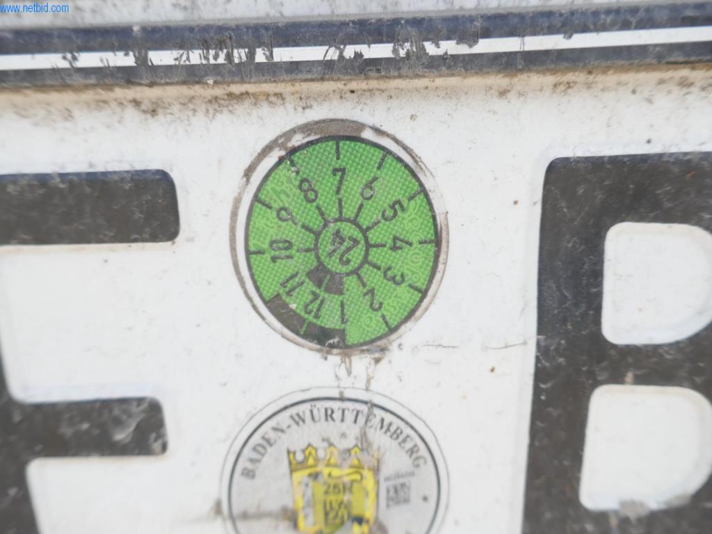 Vehículos y BGA de una empresa de transporte y logística-22