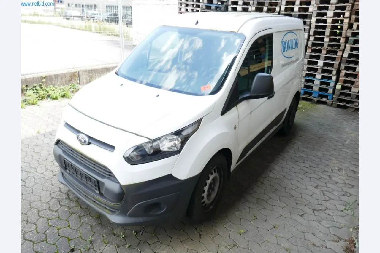 Voertuigen en BGA van een transport- en logistiekbedrijf-1