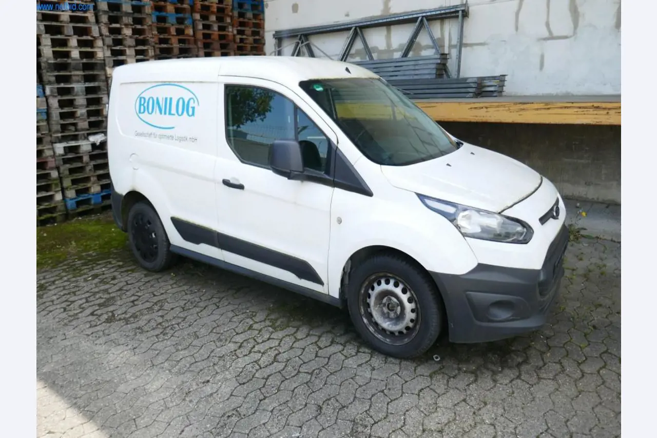 Voertuigen en BGA van een transport- en logistiekbedrijf-2