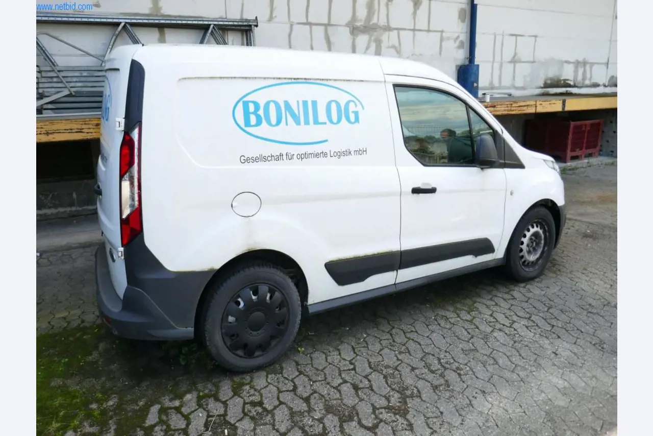 Voertuigen en BGA van een transport- en logistiekbedrijf-3