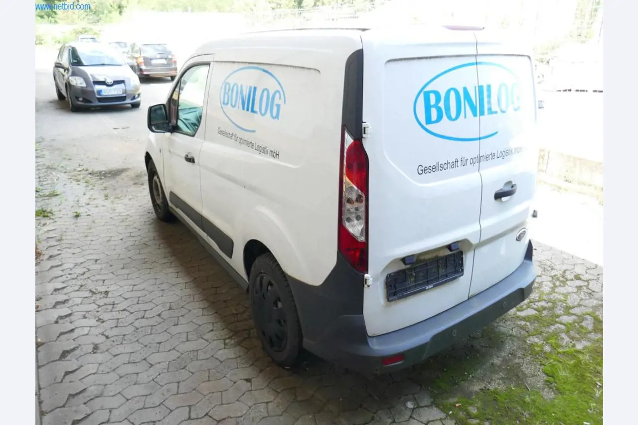 Voertuigen en BGA van een transport- en logistiekbedrijf-6