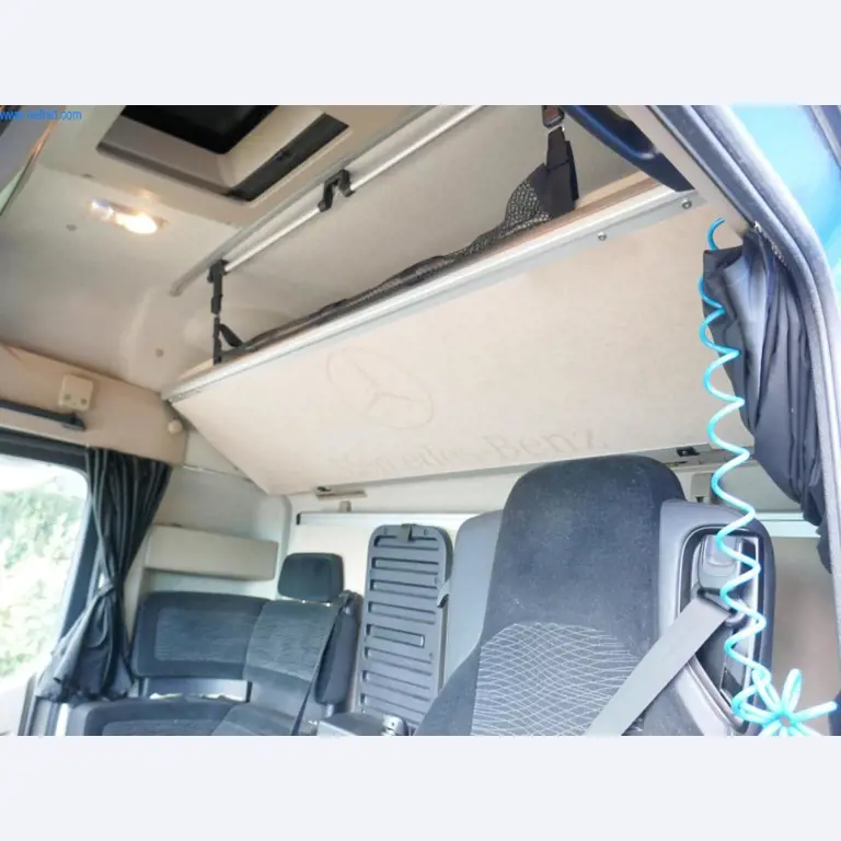 Voertuigen en BGA van een transport- en logistiekbedrijf-11