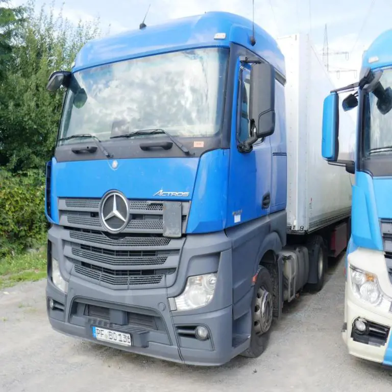 Tracteur routier Mercedes-Benz Actros 1843