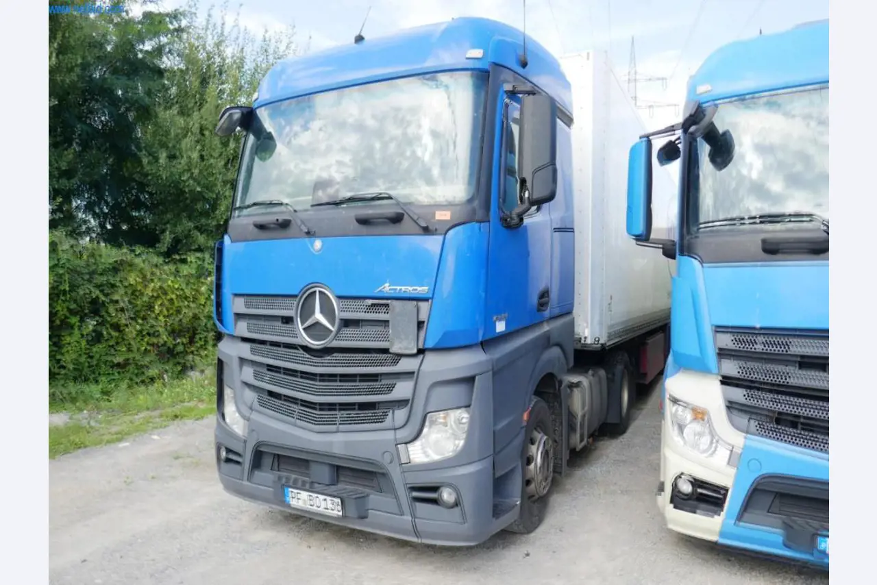 Voertuigen en BGA van een transport- en logistiekbedrijf-1