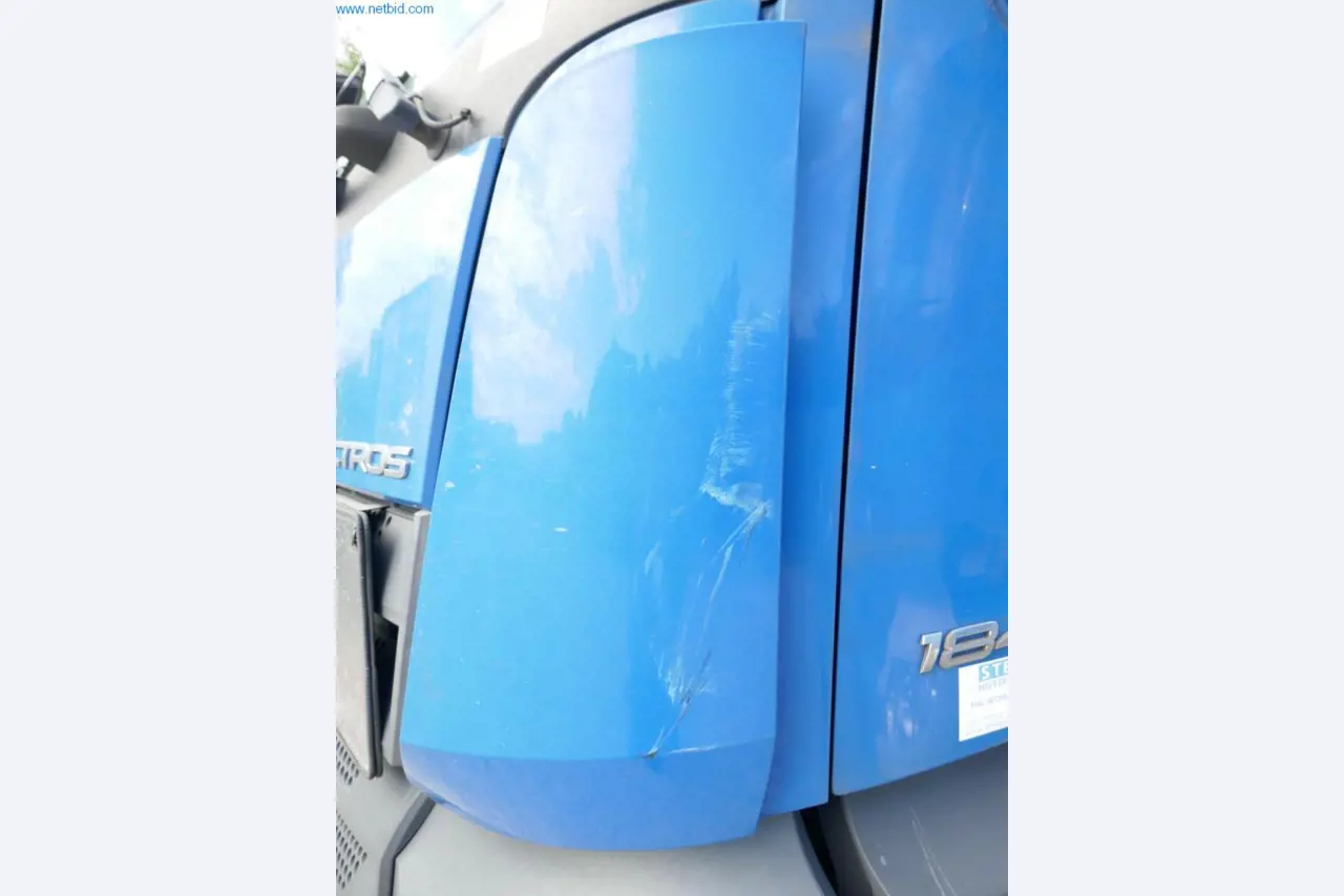 Voertuigen en BGA van een transport- en logistiekbedrijf-3