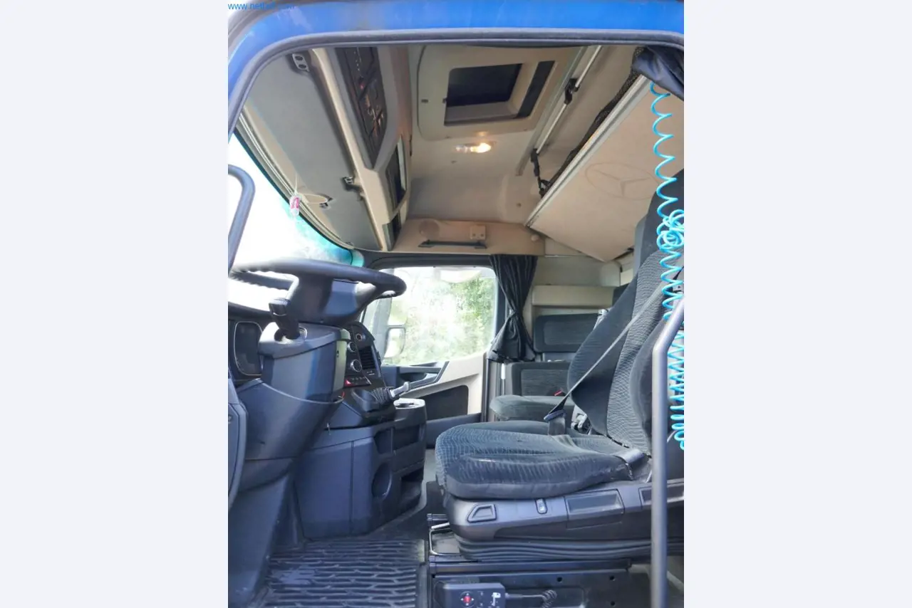 Voertuigen en BGA van een transport- en logistiekbedrijf-6