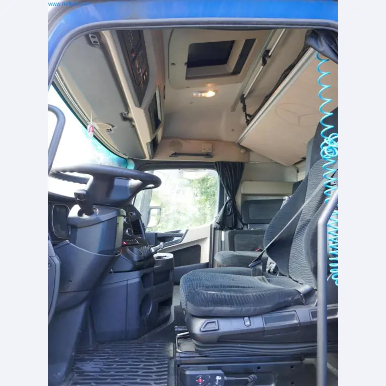 Voertuigen en BGA van een transport- en logistiekbedrijf-6