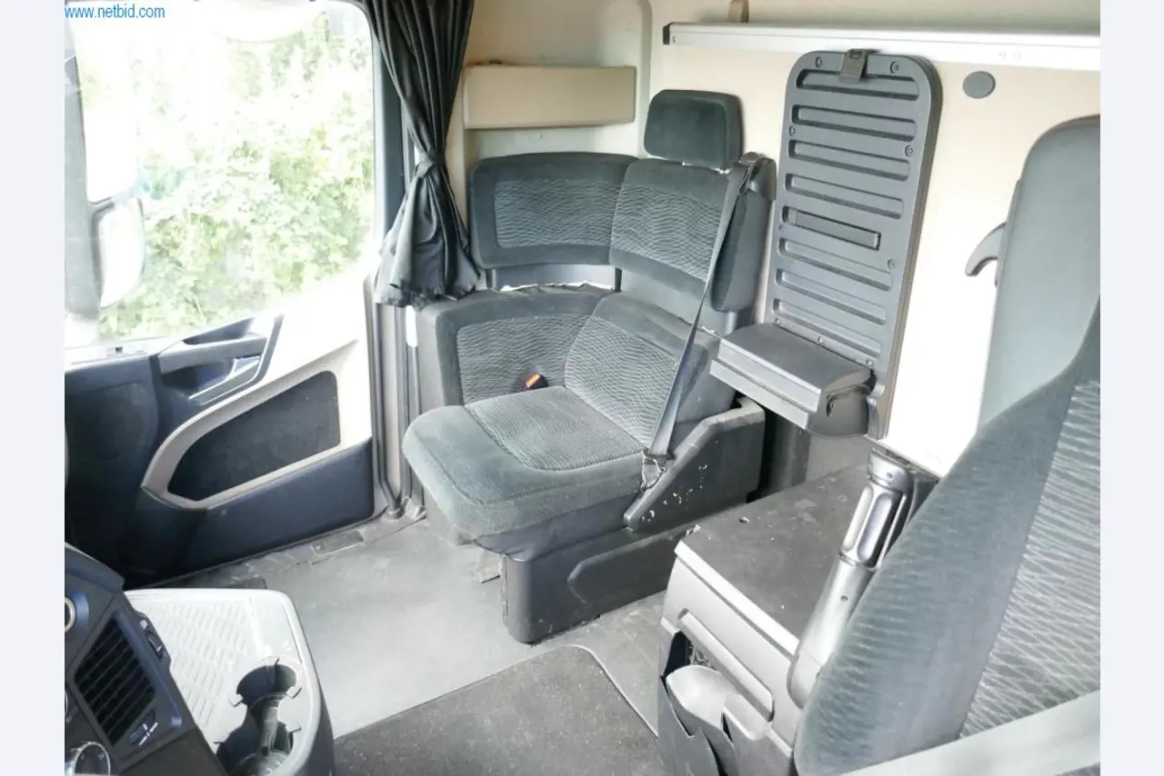 Voertuigen en BGA van een transport- en logistiekbedrijf-7