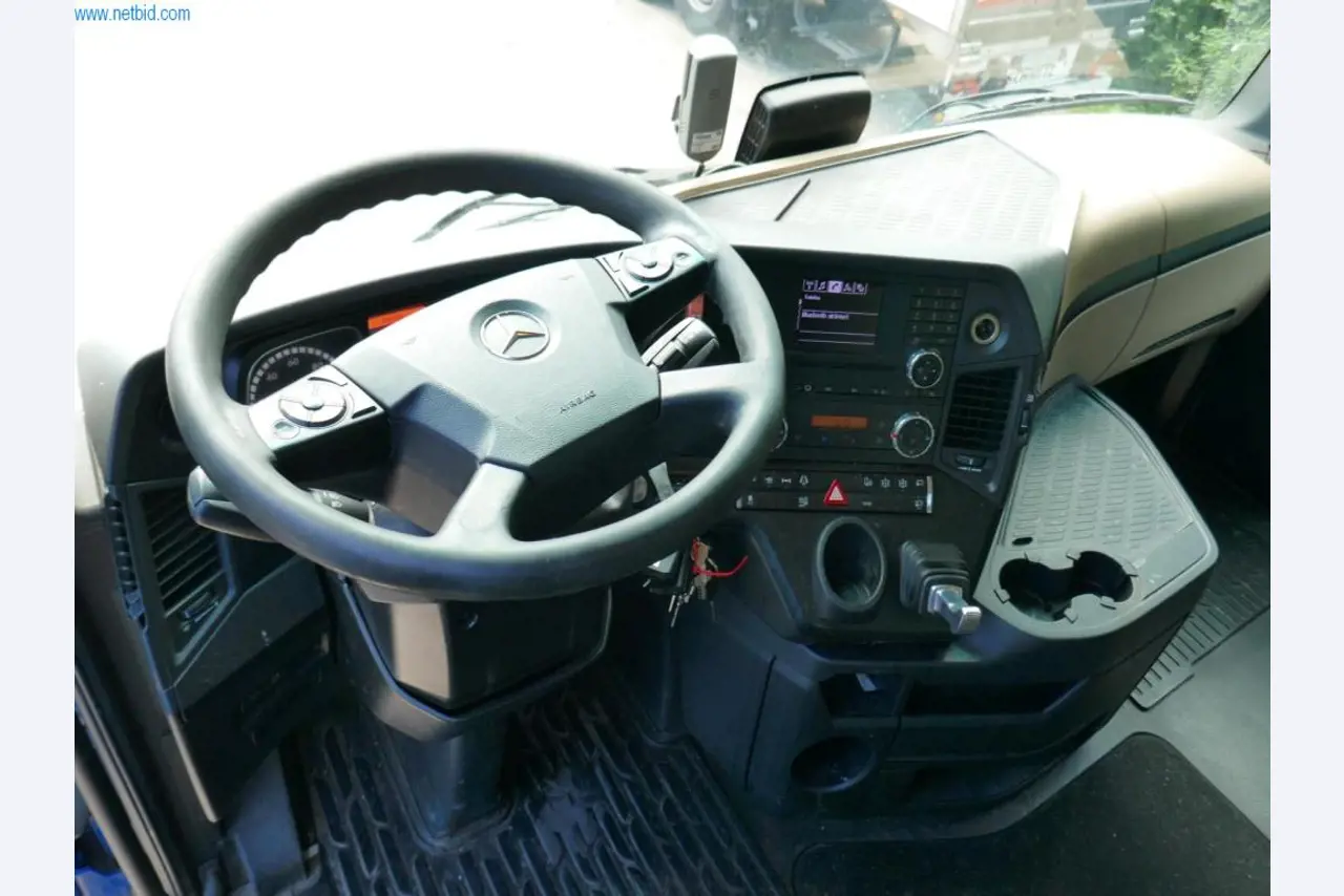 Voertuigen en BGA van een transport- en logistiekbedrijf-9