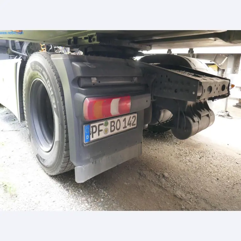 Voertuigen en BGA van een transport- en logistiekbedrijf-12