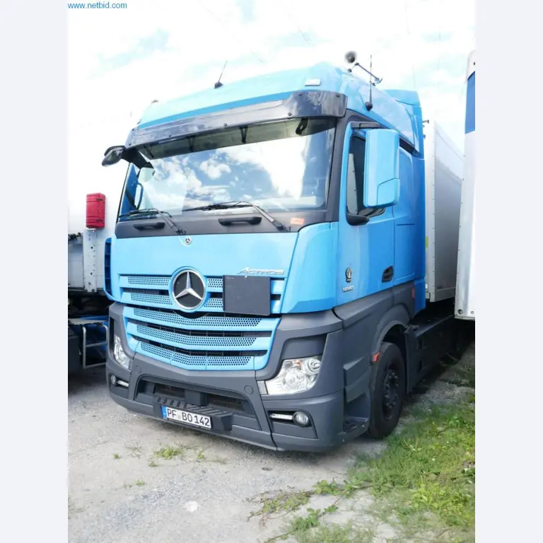 Voertuigen en BGA van een transport- en logistiekbedrijf-1