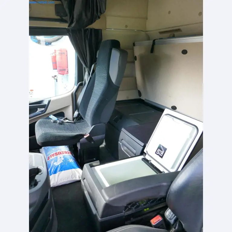 Voertuigen en BGA van een transport- en logistiekbedrijf-7