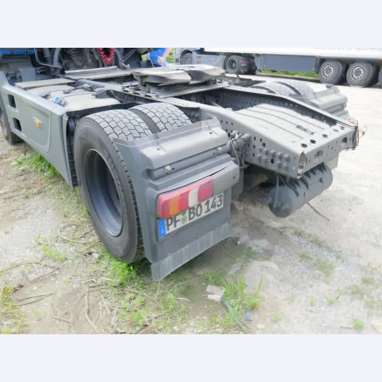 Voertuigen en BGA van een transport- en logistiekbedrijf-13