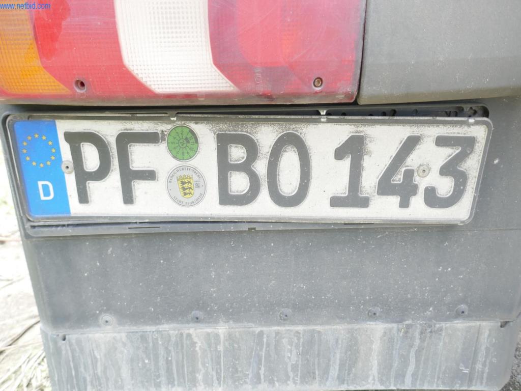 Vehículos y BGA de una empresa de transporte y logística-14