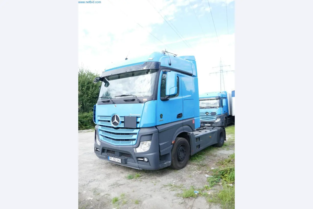 Voertuigen en BGA van een transport- en logistiekbedrijf-1