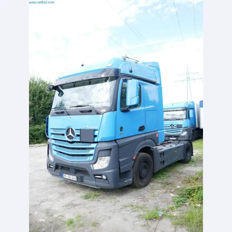 Voertuigen en BGA van een transport- en logistiekbedrijf-1