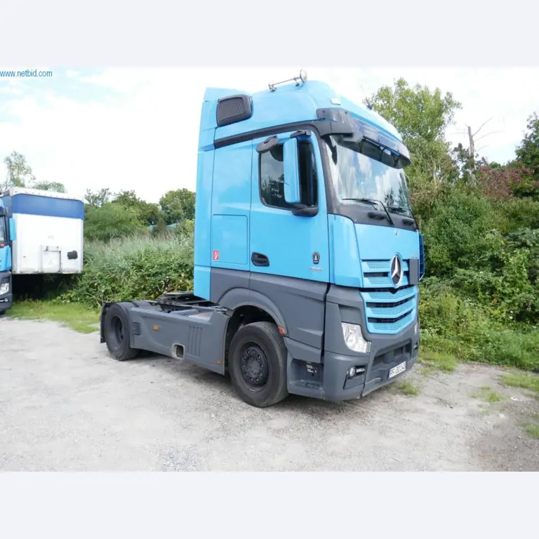 Voertuigen en BGA van een transport- en logistiekbedrijf-2