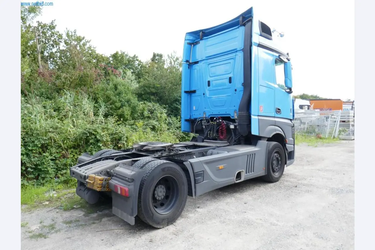 Voertuigen en BGA van een transport- en logistiekbedrijf-3