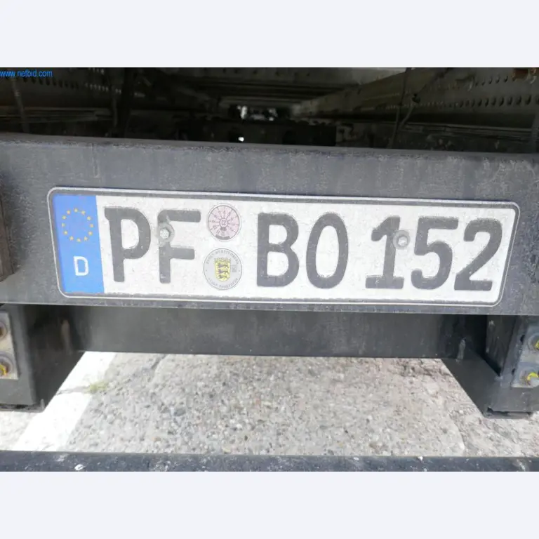 Vehículos y BGA de una empresa de transporte y logística-7
