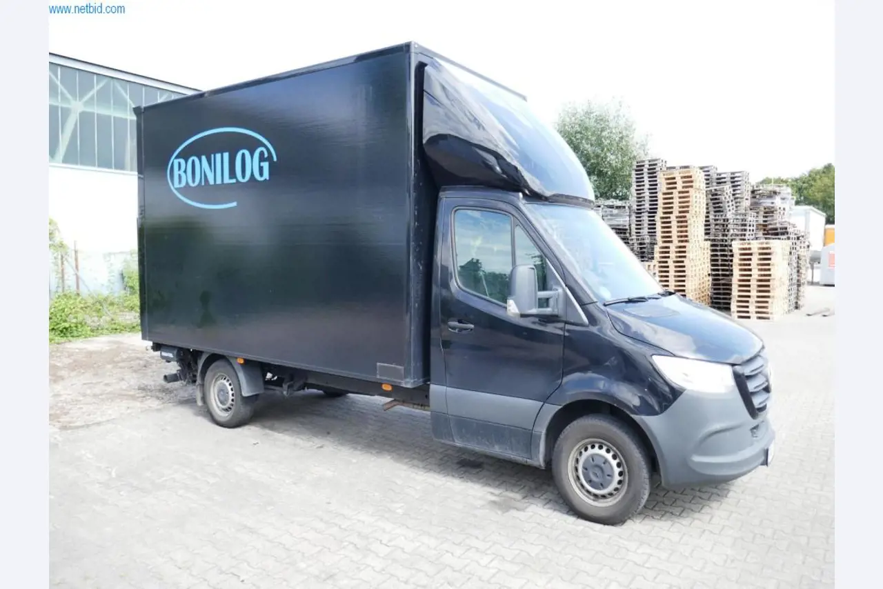 Veículos e BGA de uma empresa de transportes e logística-1