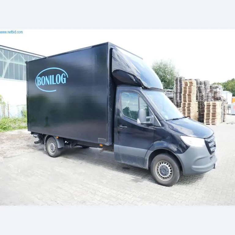 Veículos e BGA de uma empresa de transportes e logística-1