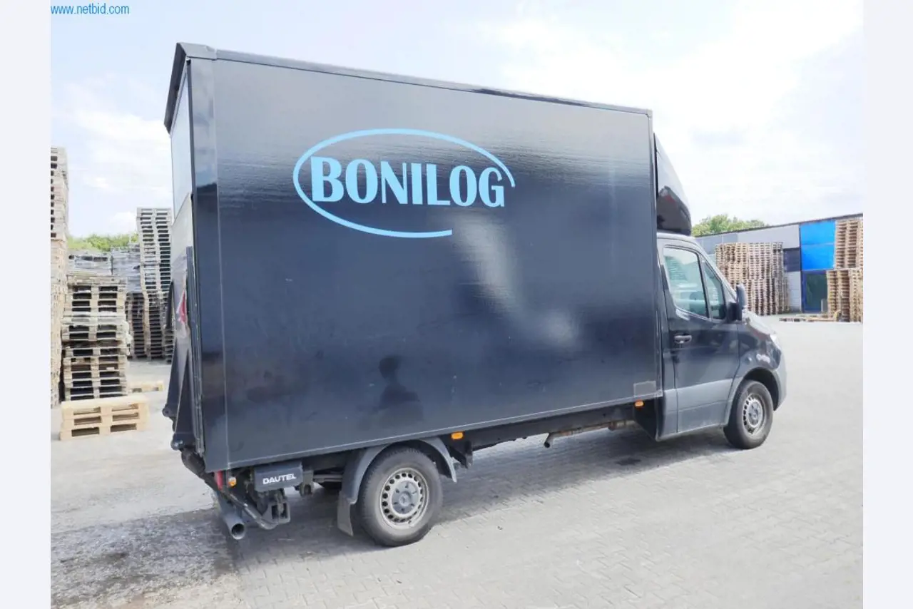 Veículos e BGA de uma empresa de transportes e logística-3