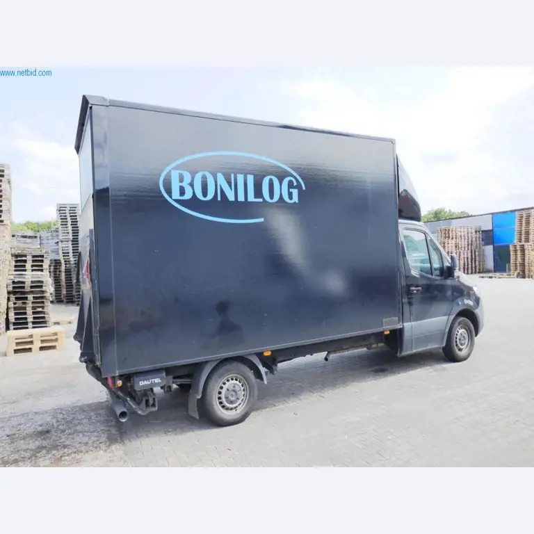 Veículos e BGA de uma empresa de transportes e logística-3