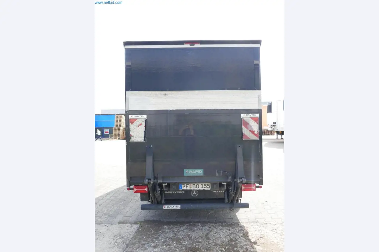 Veículos e BGA de uma empresa de transportes e logística-6