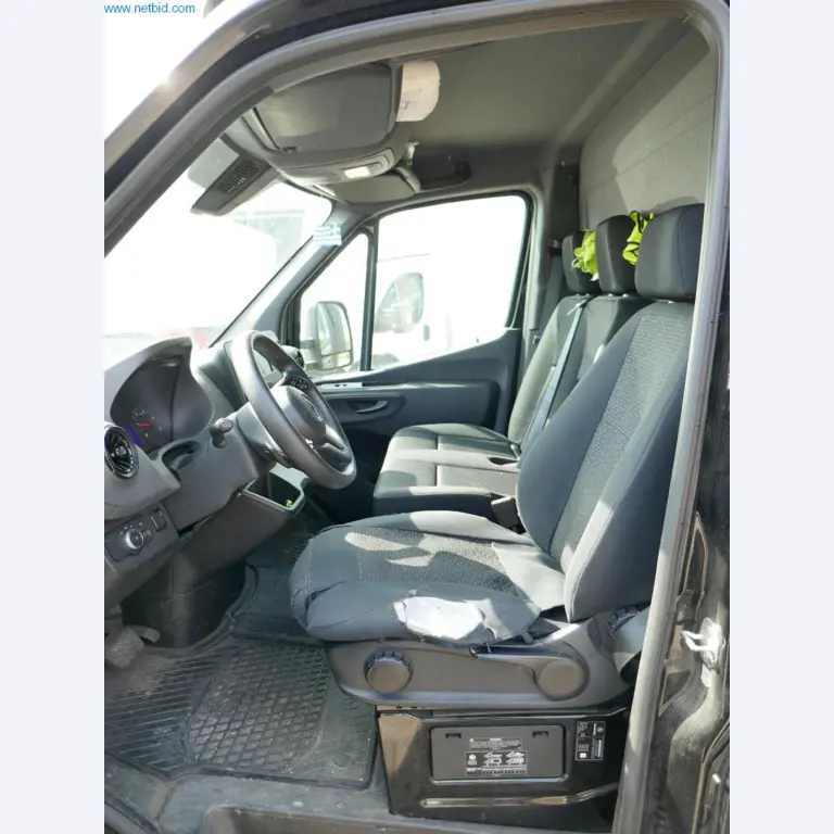 Veículos e BGA de uma empresa de transportes e logística-8