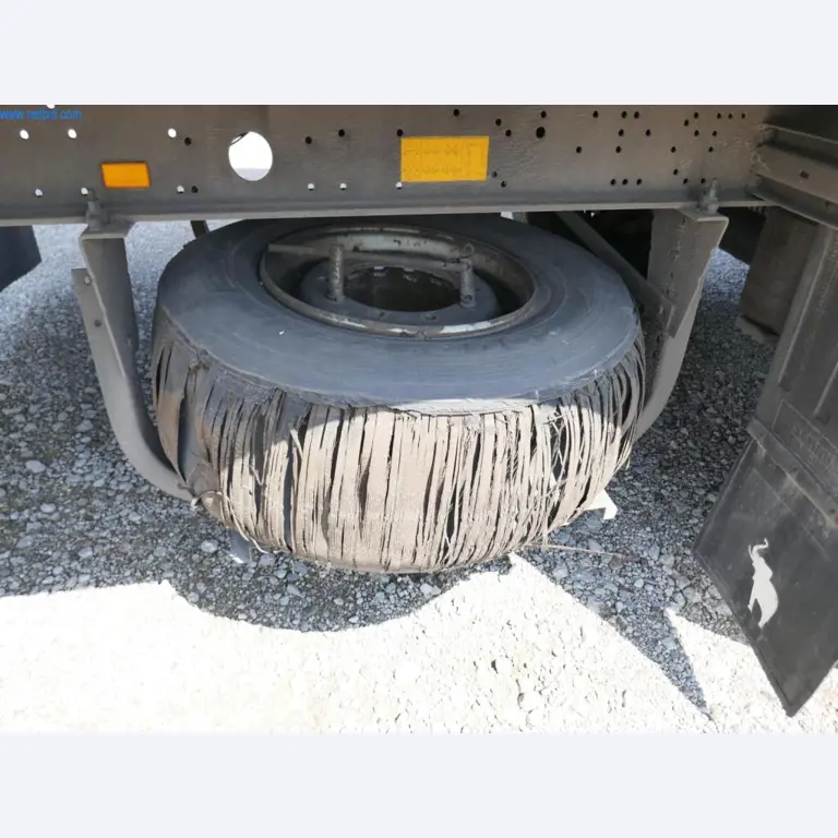 Voertuigen en BGA van een transport- en logistiekbedrijf-15