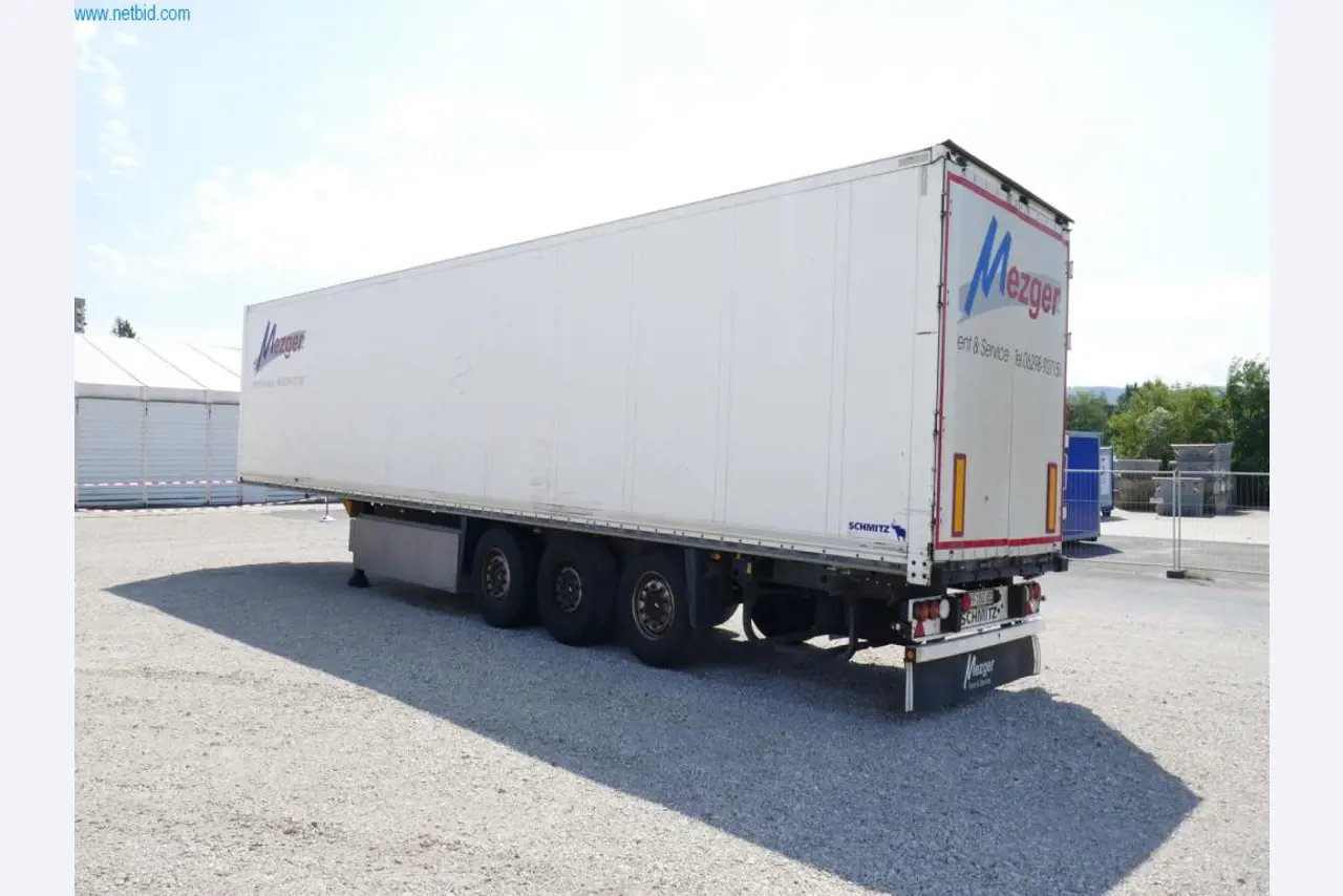 Voertuigen en BGA van een transport- en logistiekbedrijf-2