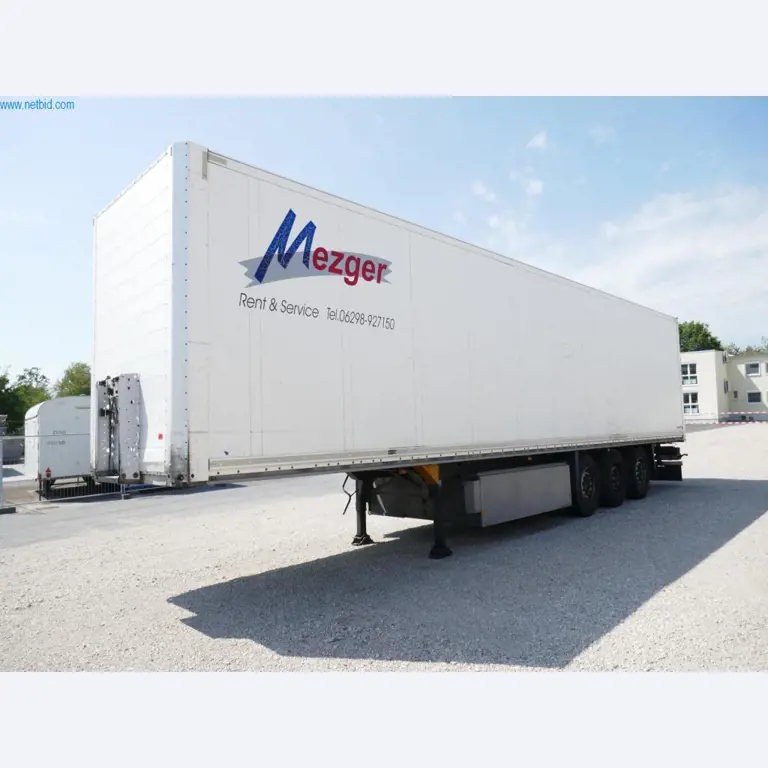 Voertuigen en BGA van een transport- en logistiekbedrijf-3