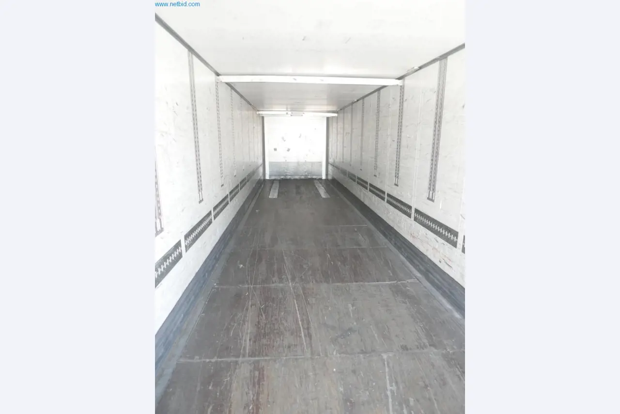 Voertuigen en BGA van een transport- en logistiekbedrijf-7