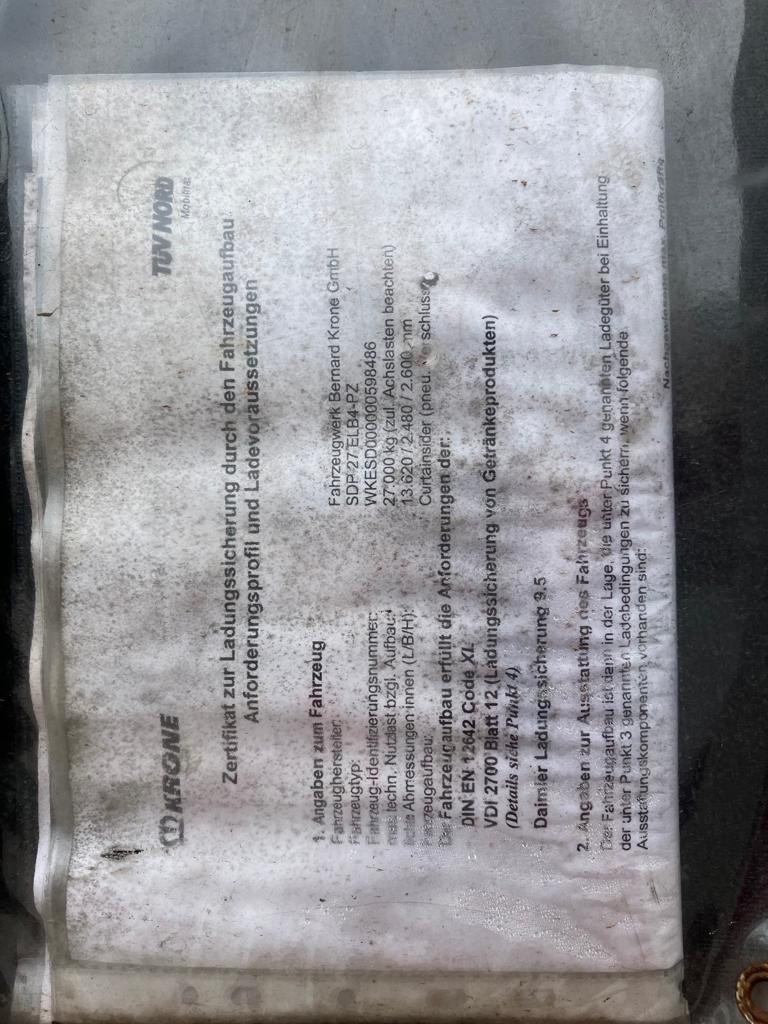 Vehículos y BGA de una empresa de transporte y logística-11