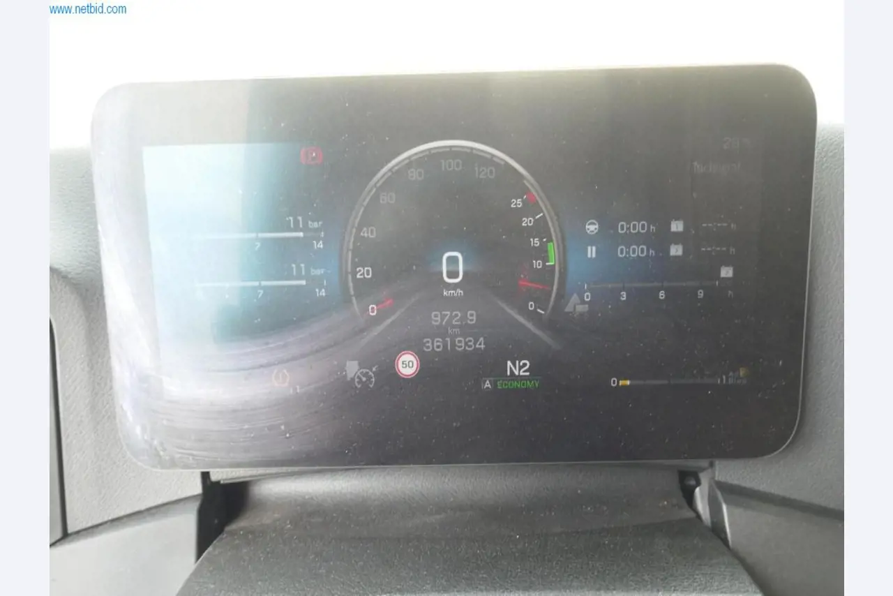 Veículos e BGA de uma empresa de transportes e logística-13