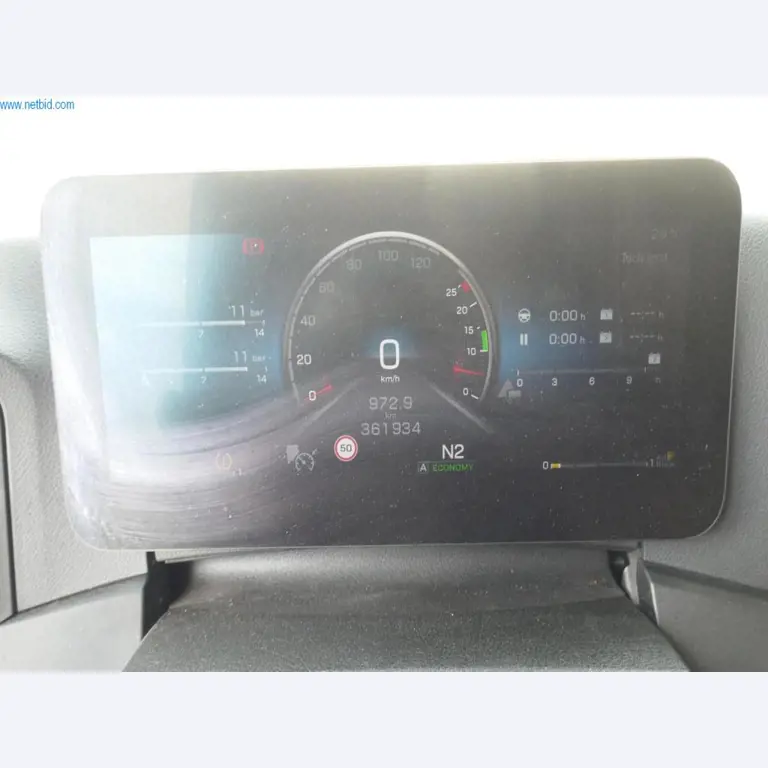 Veículos e BGA de uma empresa de transportes e logística-13