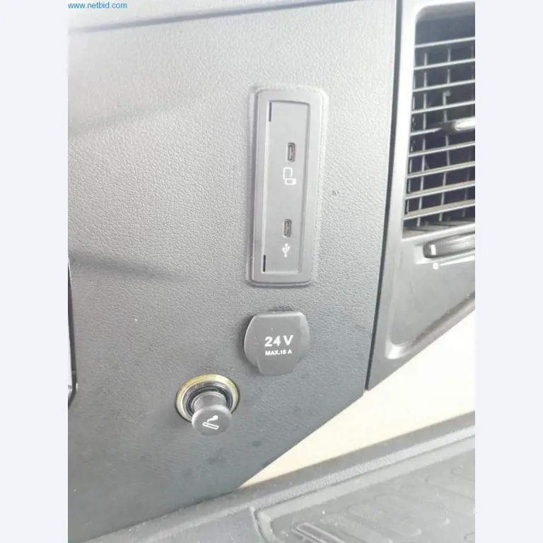 Veículos e BGA de uma empresa de transportes e logística-14